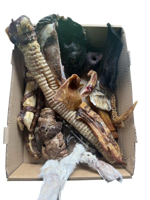 TREAT BOX (chicken free )